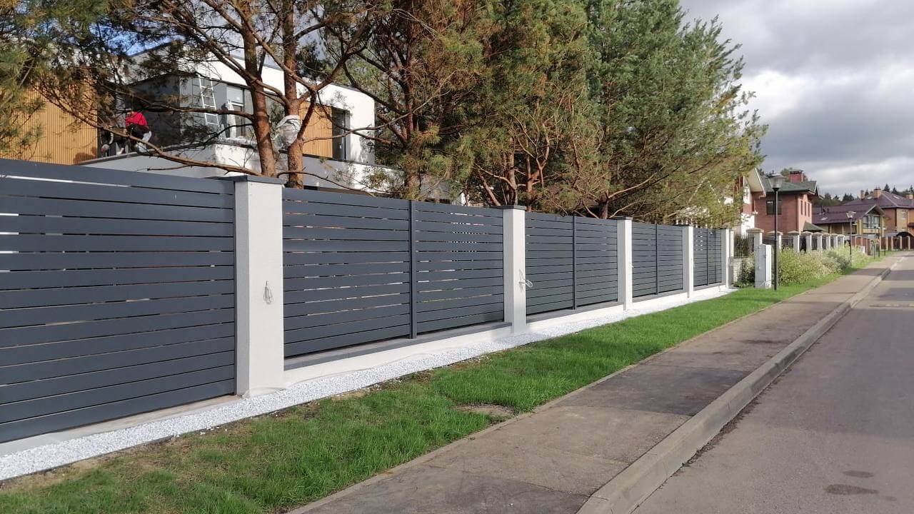 Забор-ранчо из металлопланкена 36м RAL7024 Серый Графит в Вологде