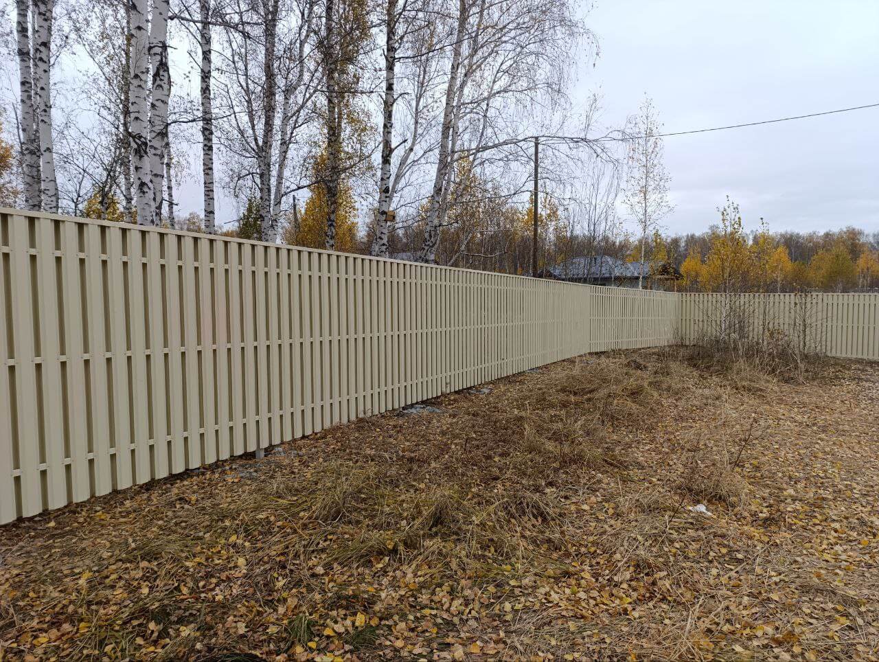 Забор из евроштакетника 140м RAL1015/1015 Слоновая Кость двусторонний фото 1 в Вологде