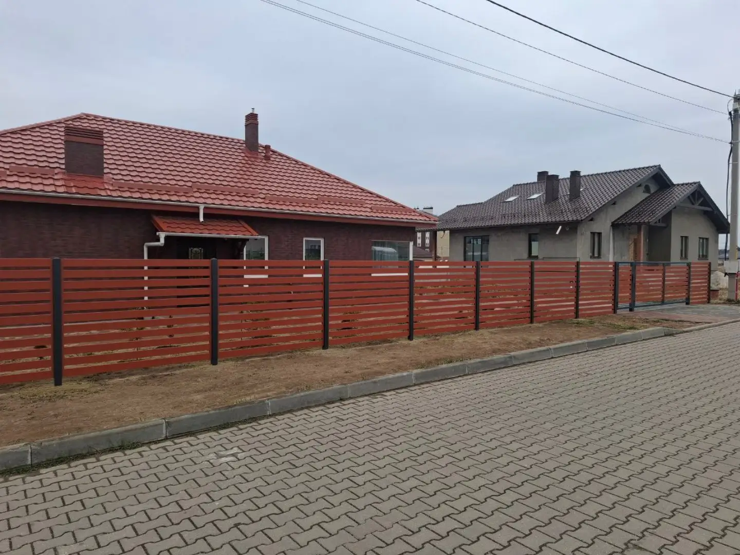 Забор-ранчо из металлопланкена 18м RAL8004 Терракотовый фото 1 в Вологде
